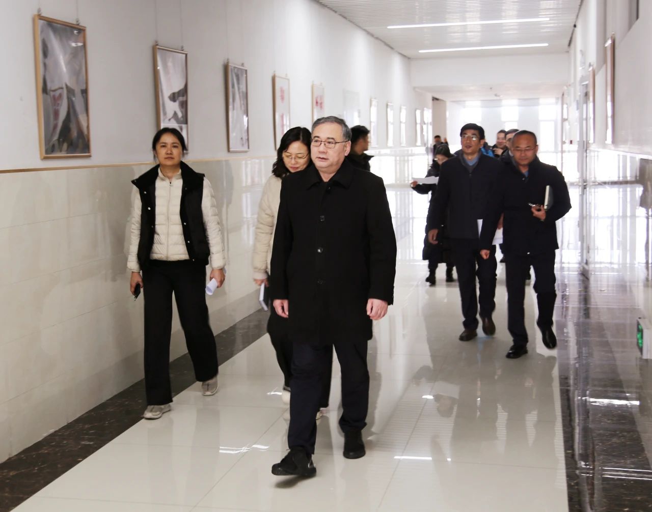 党委书记李庆义带队检查综合实训楼、无人机场